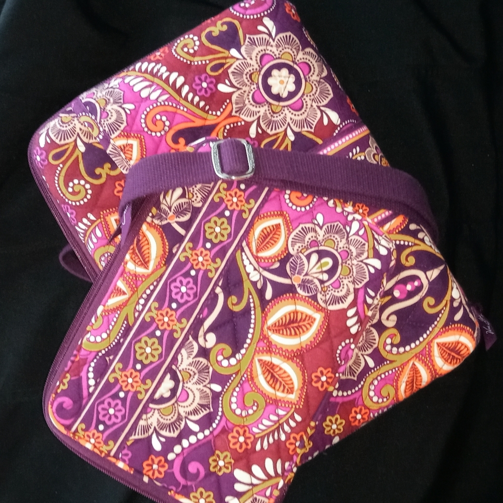 VB Tablet & Tech Cases - Picture 7 of 7